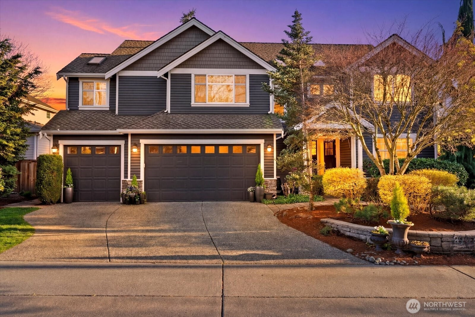 8907 NE 152nd Place, Bothell, WA 98011