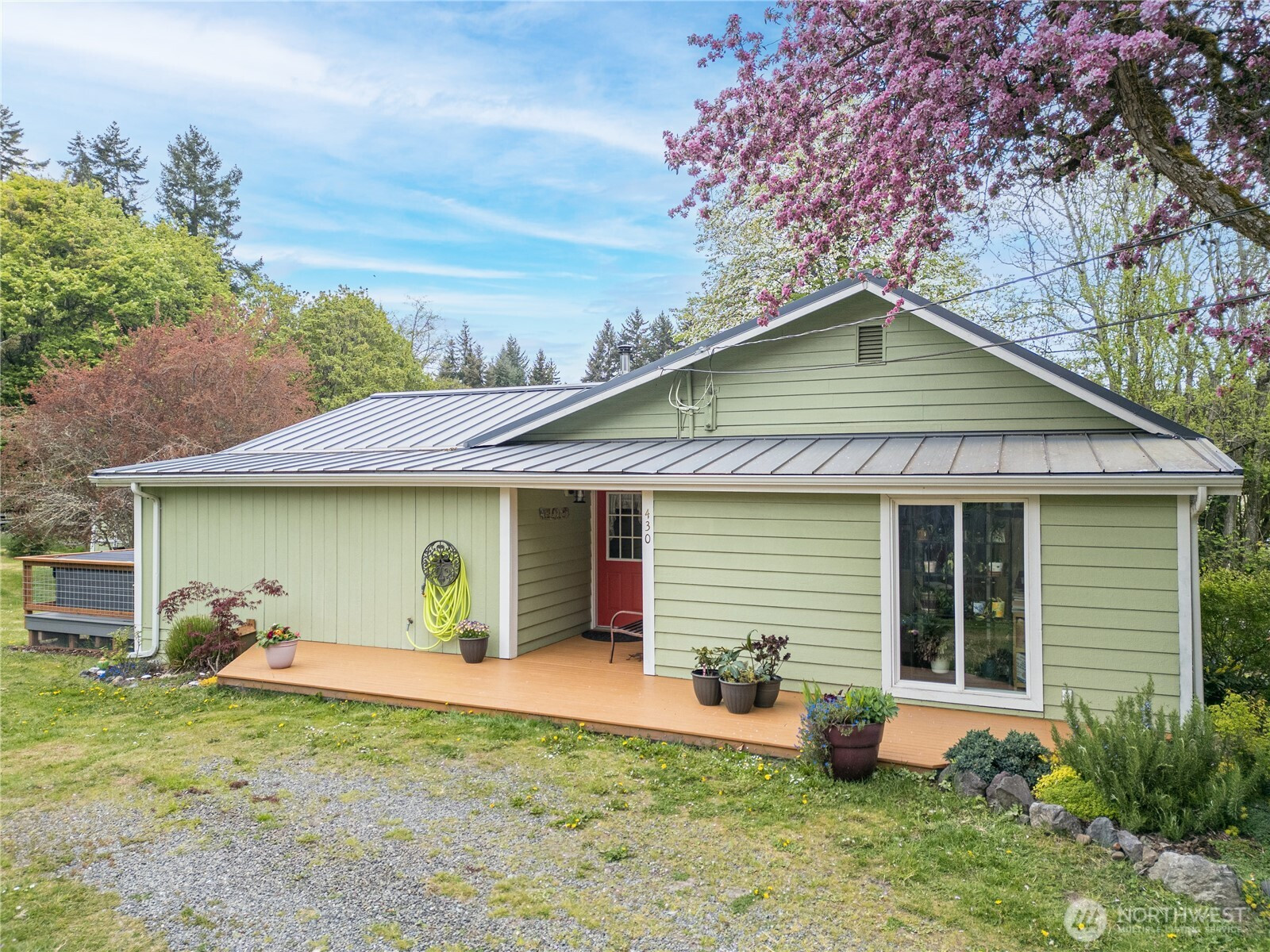 430 Black Diamond Road, Port Angeles, WA 98363