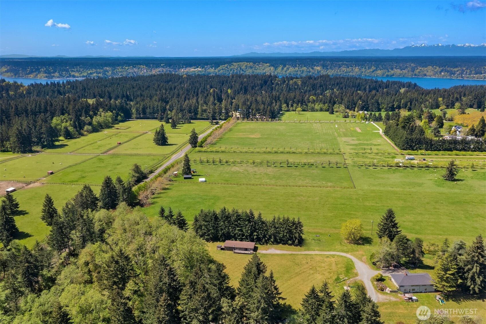 12504 SW 232nd St, Vashon, WA 98070