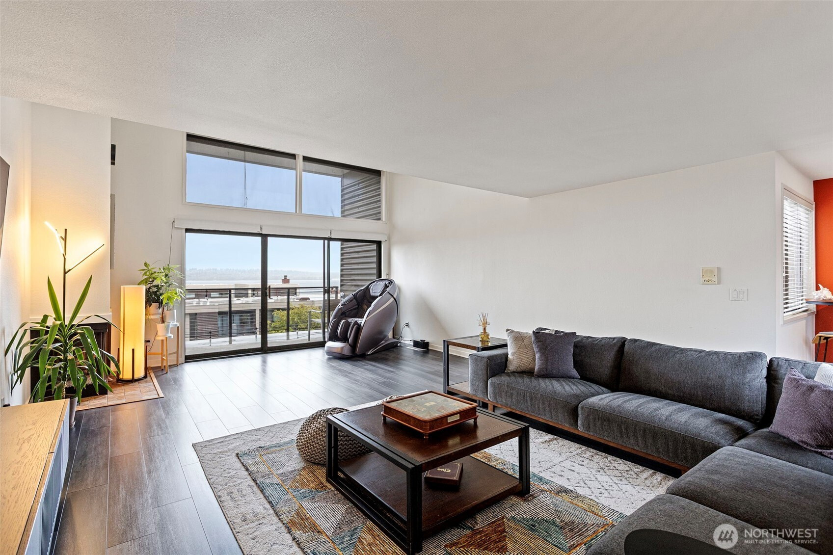 611 S State Street, Kirkland, WA 98033