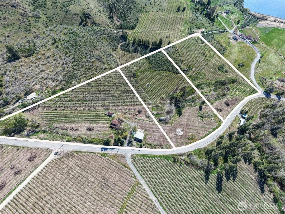 1 Borealus Lane, Manson, WA 98831