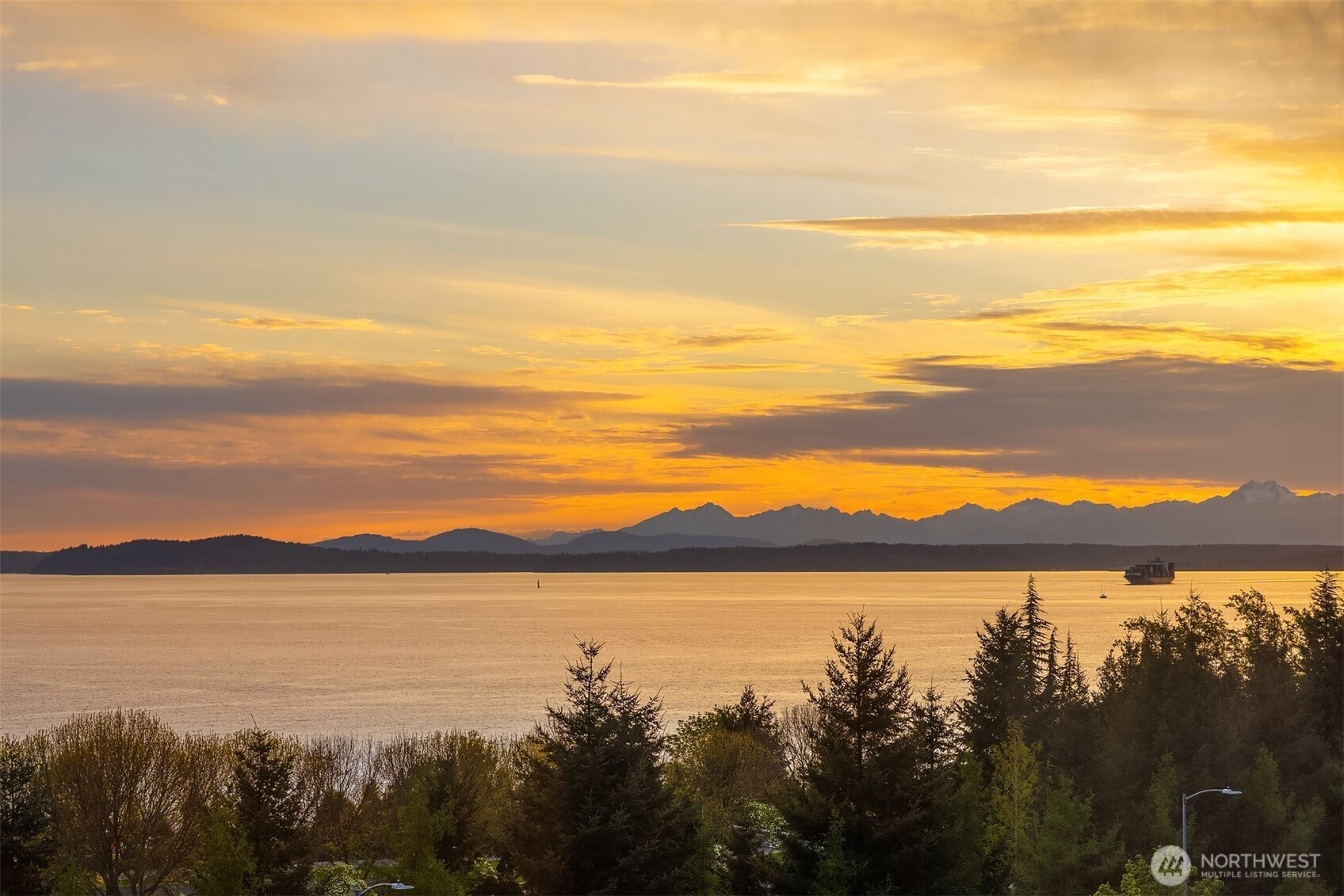 2929 1st Avenue, Seattle, WA 98121