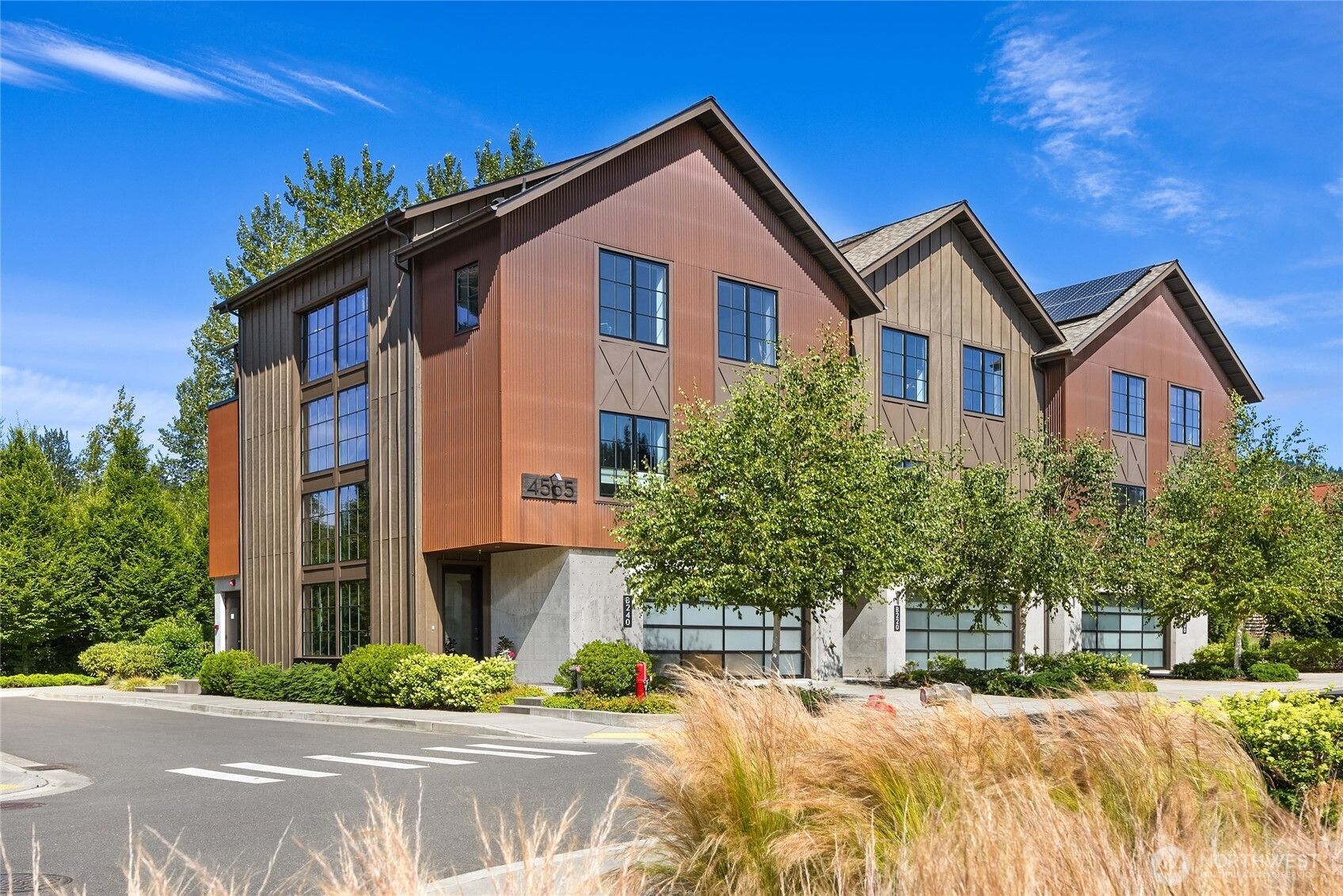 4565 Flying Goat Avenue NE, Bainbridge Island, WA 98110