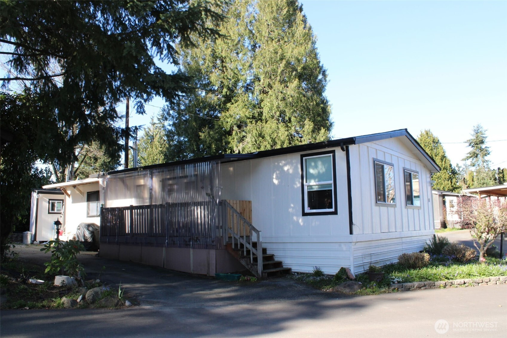 415 Lakeview, Lynnwood, WA 98087