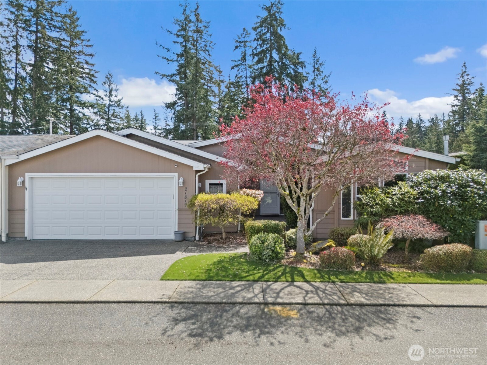 21819 SE 275th Place, Maple Valley, WA 98038