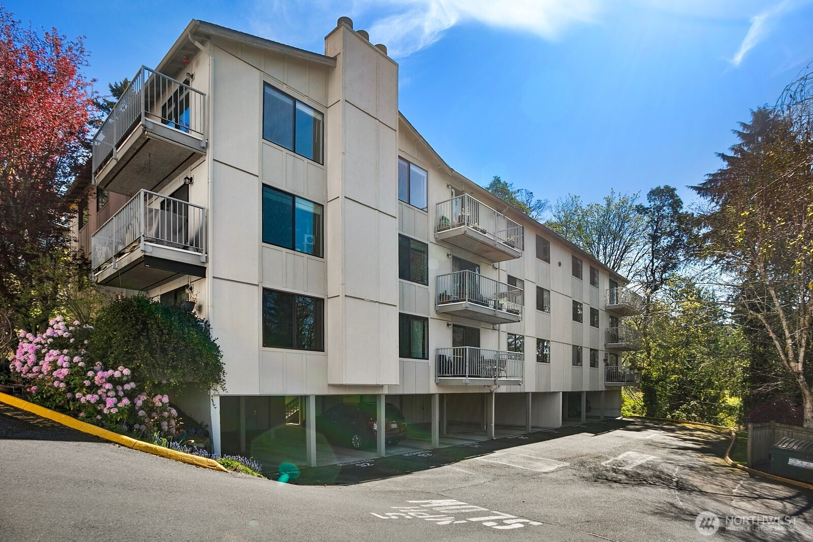 1227 SW 132nd Lane, Burien, WA 98146