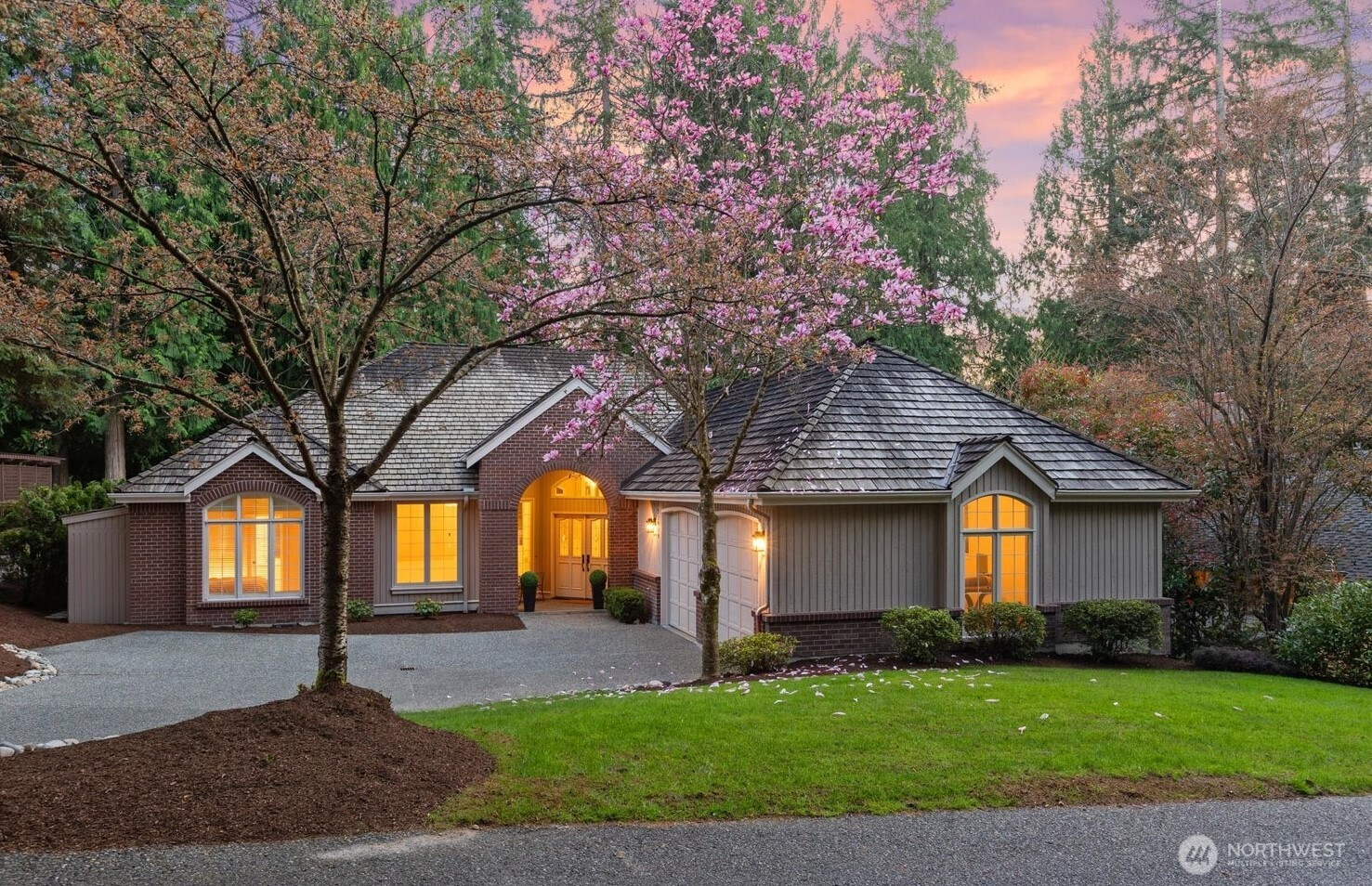21819 NE 30th Place, Sammamish, WA 98074
