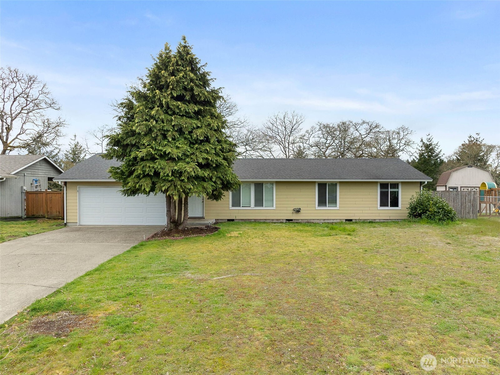 9415 Pinedrop Drive SE, Olympia, WA 98513