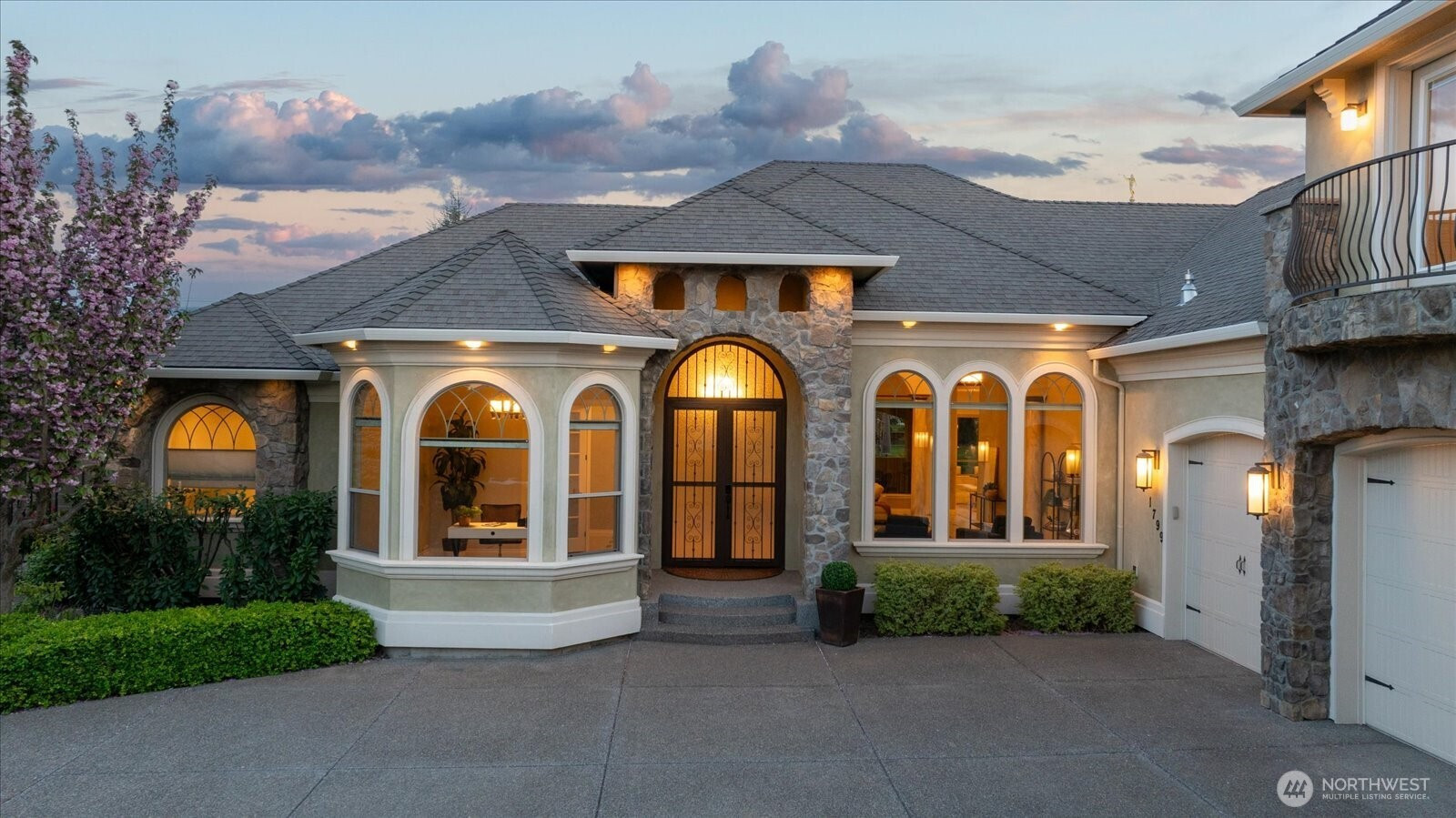 1799 Silver Court, Richland, WA 99352