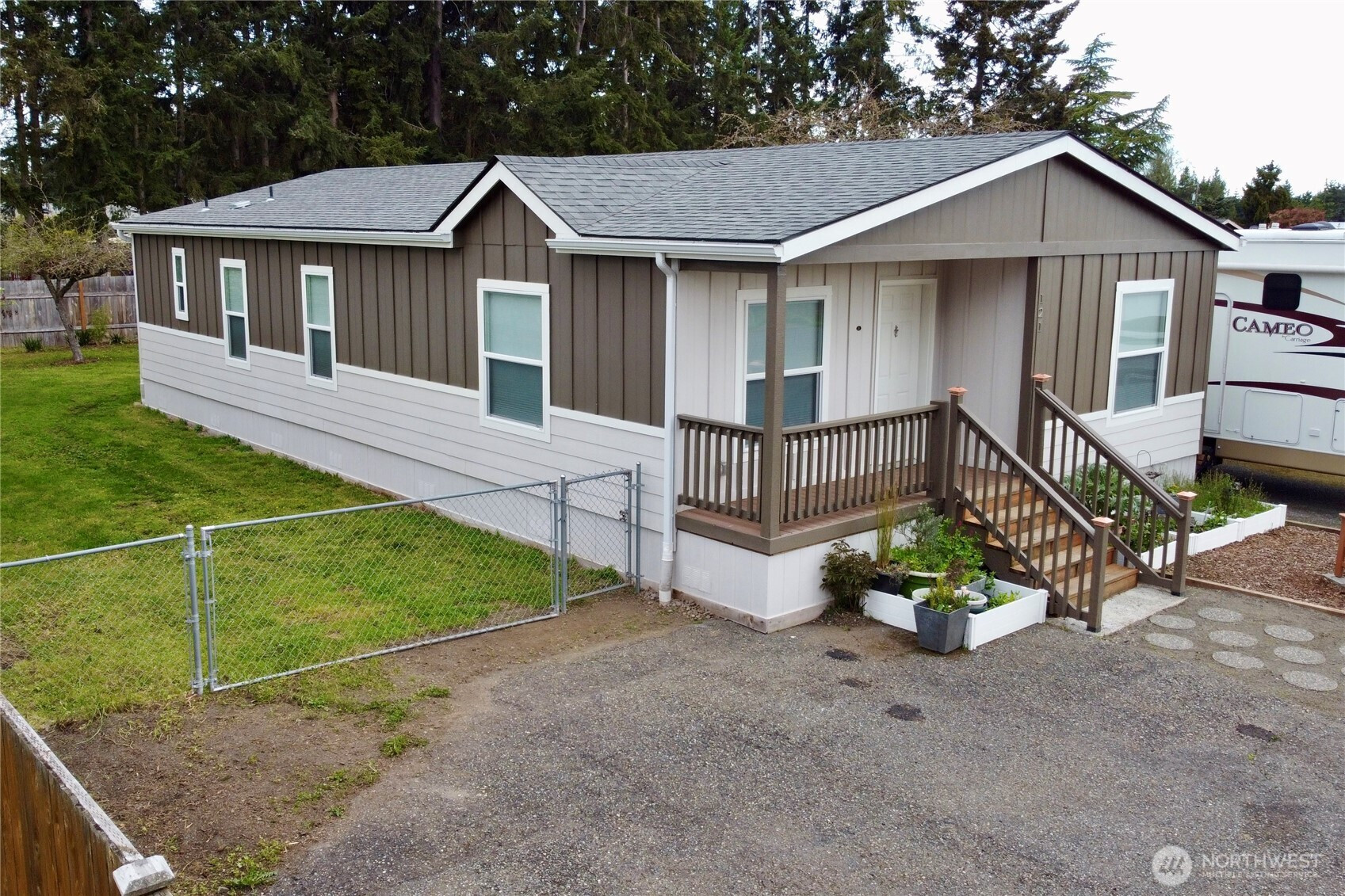 121 Cottonwood Lane, Sequim, WA 98382