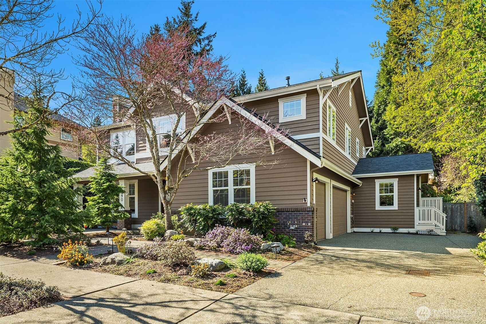 16290 SE 48th Drive, Bellevue, WA 98006
