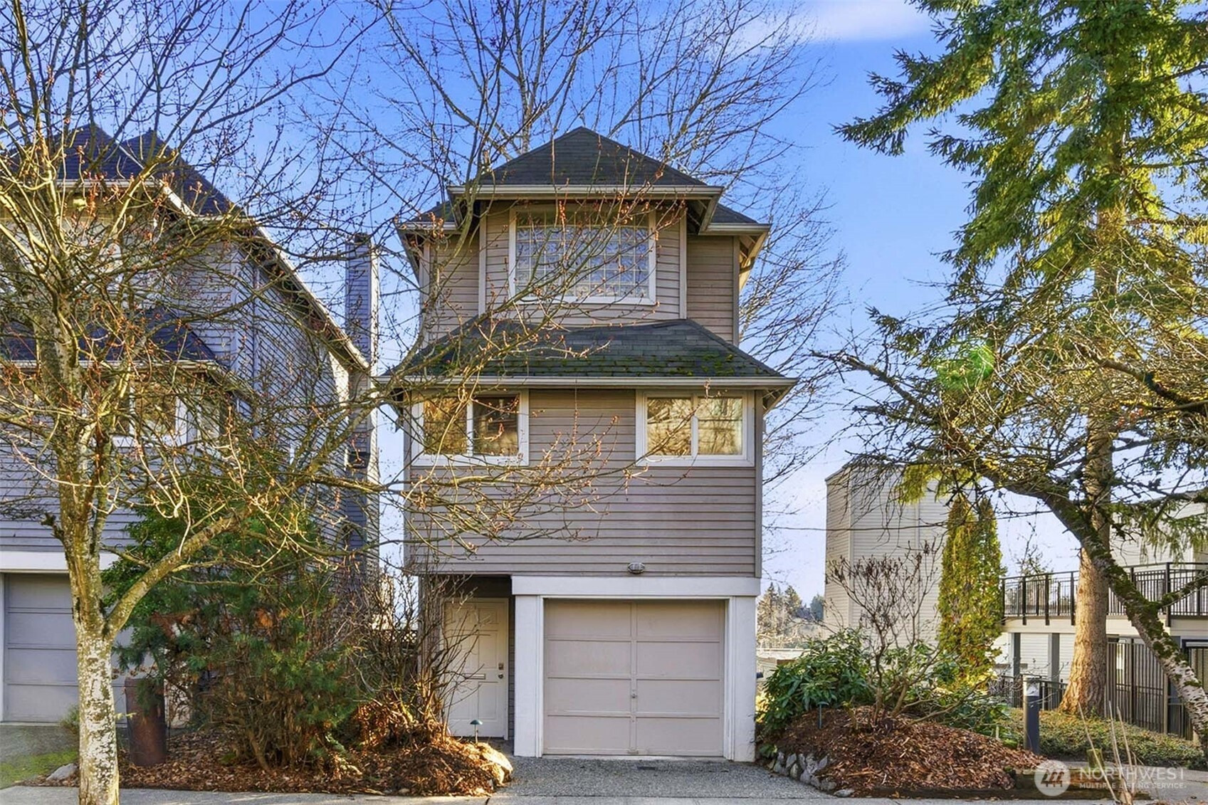 314 25th Avenue E, Seattle, WA 98112