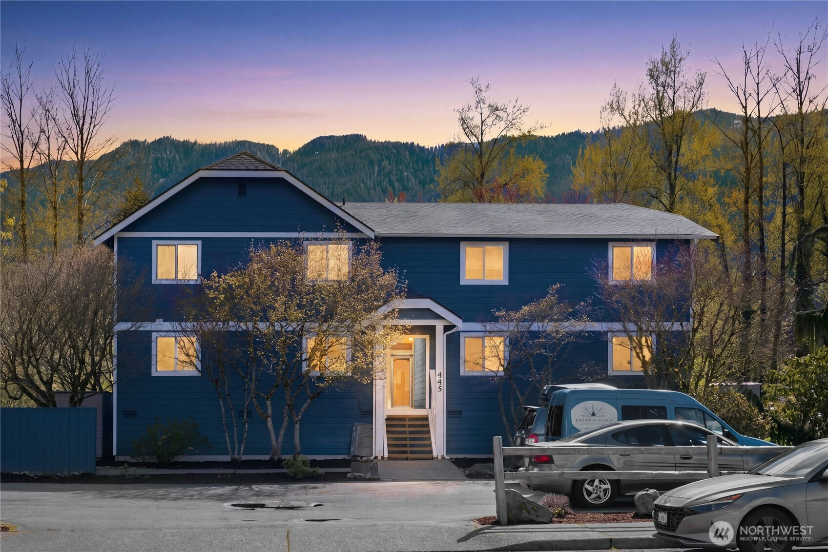 445 Main Avenue S, North Bend, WA 98045