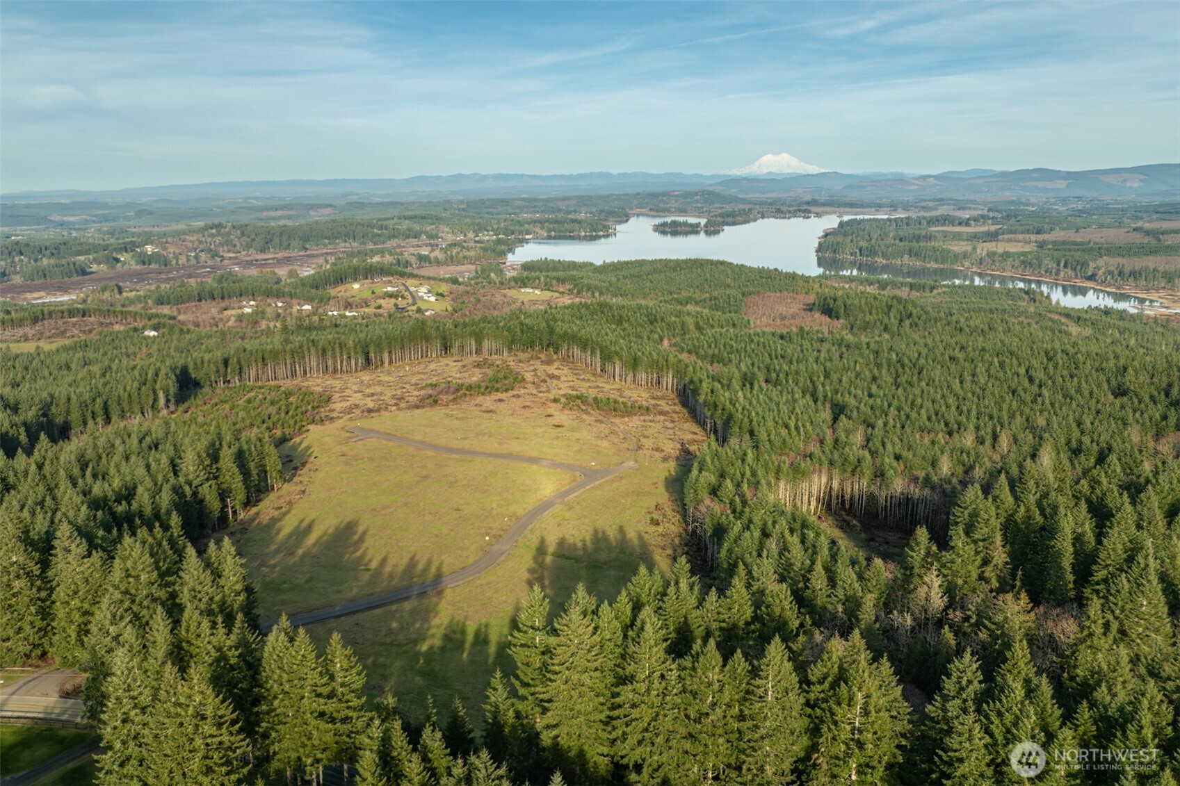 272 Silverwood Drive, Castle Rock, WA 98611