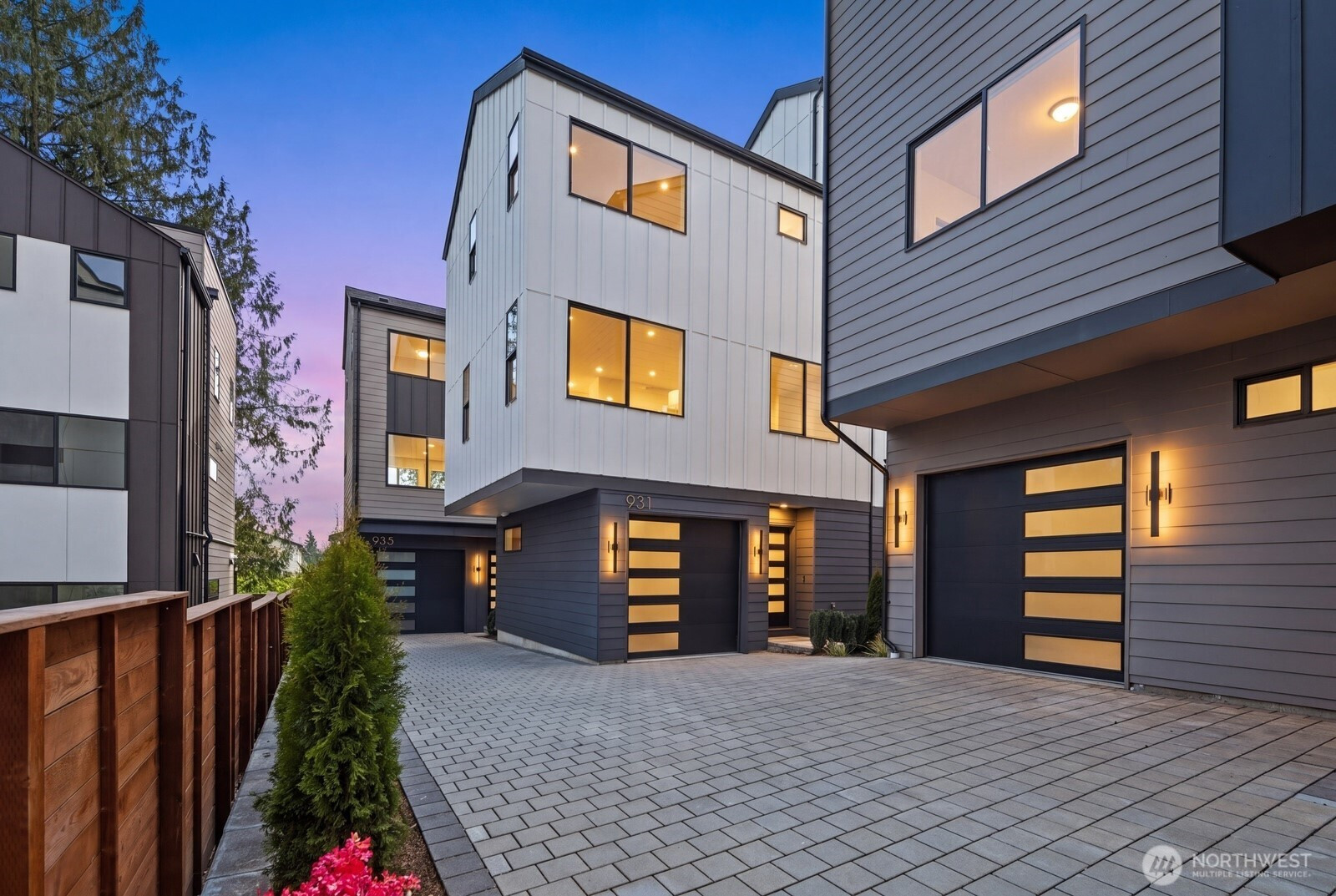 931 N 87th Street, Seattle, WA 98103