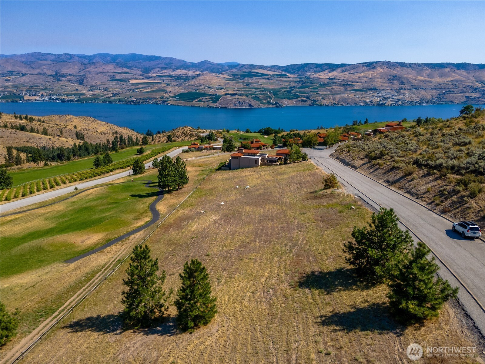 322 Paintbrush Road, Chelan, WA 98816