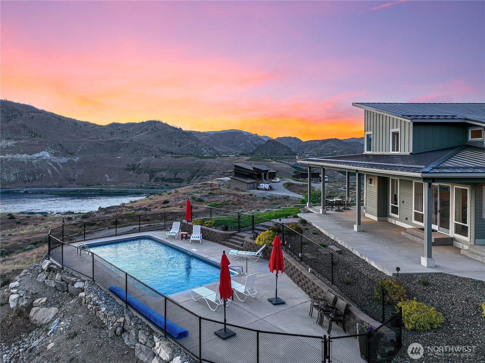 200 Ridge Road, Orondo, WA 98843