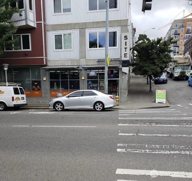 2500 Western Avenue, Seattle, WA 98121