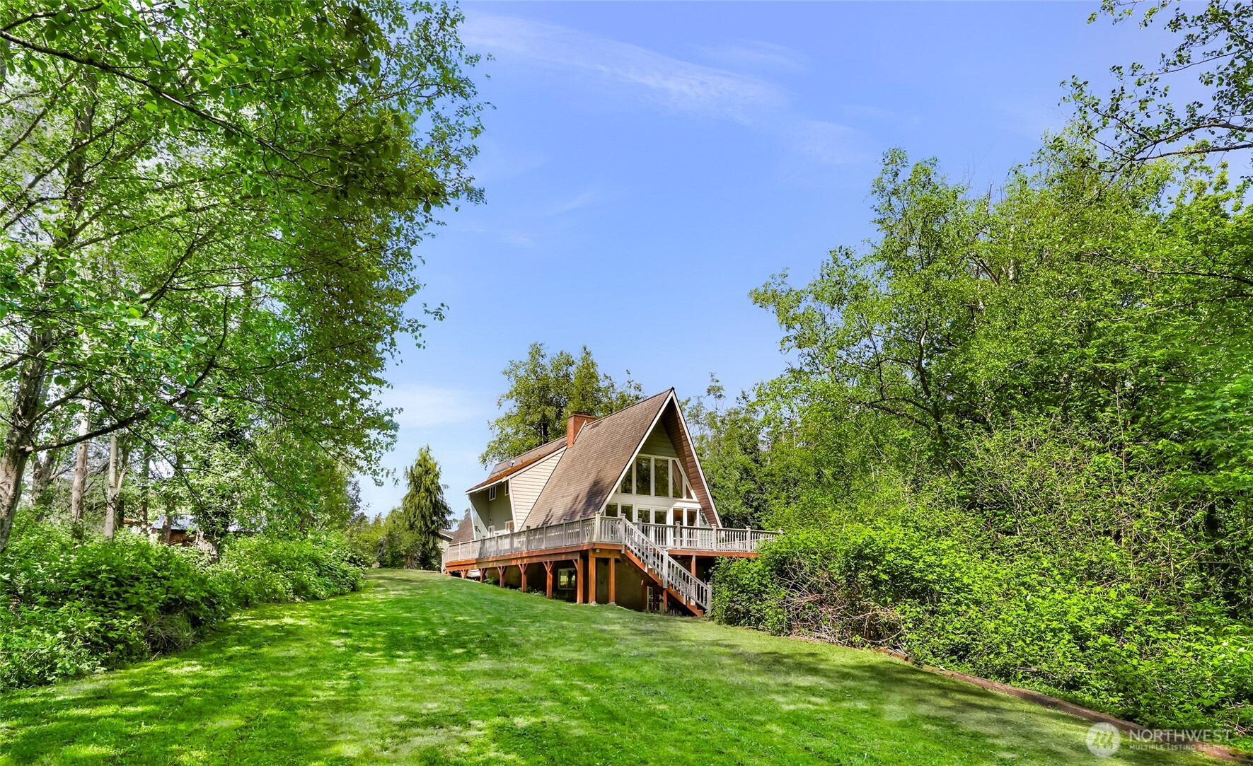 1418 E Blackburn Road, Mount Vernon, WA 98274