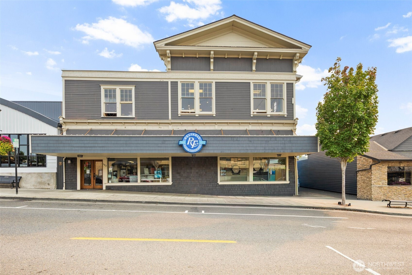 542 Main Street, Edmonds, WA 98020