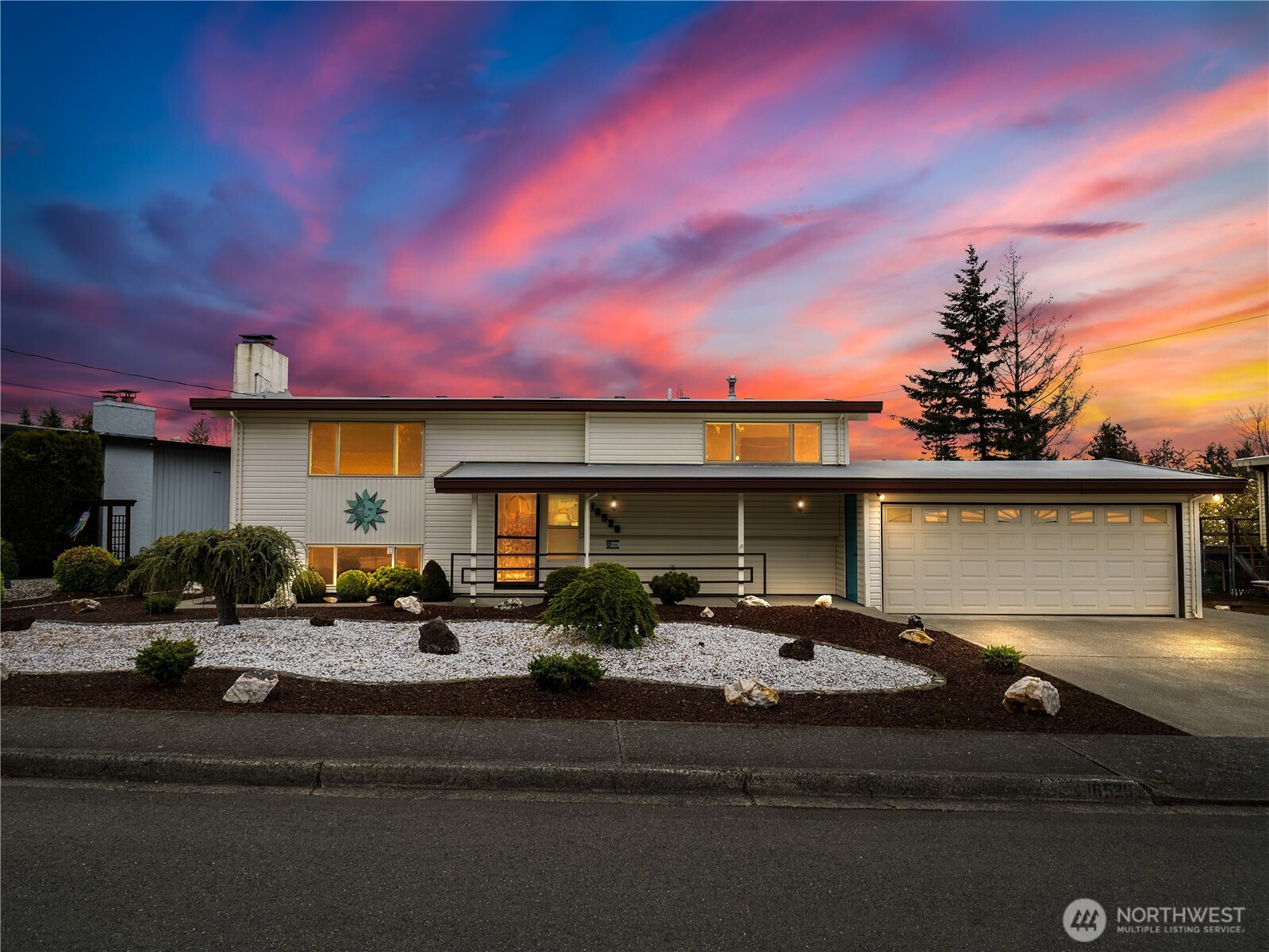 16526 116th Place SE, Renton, WA 98058