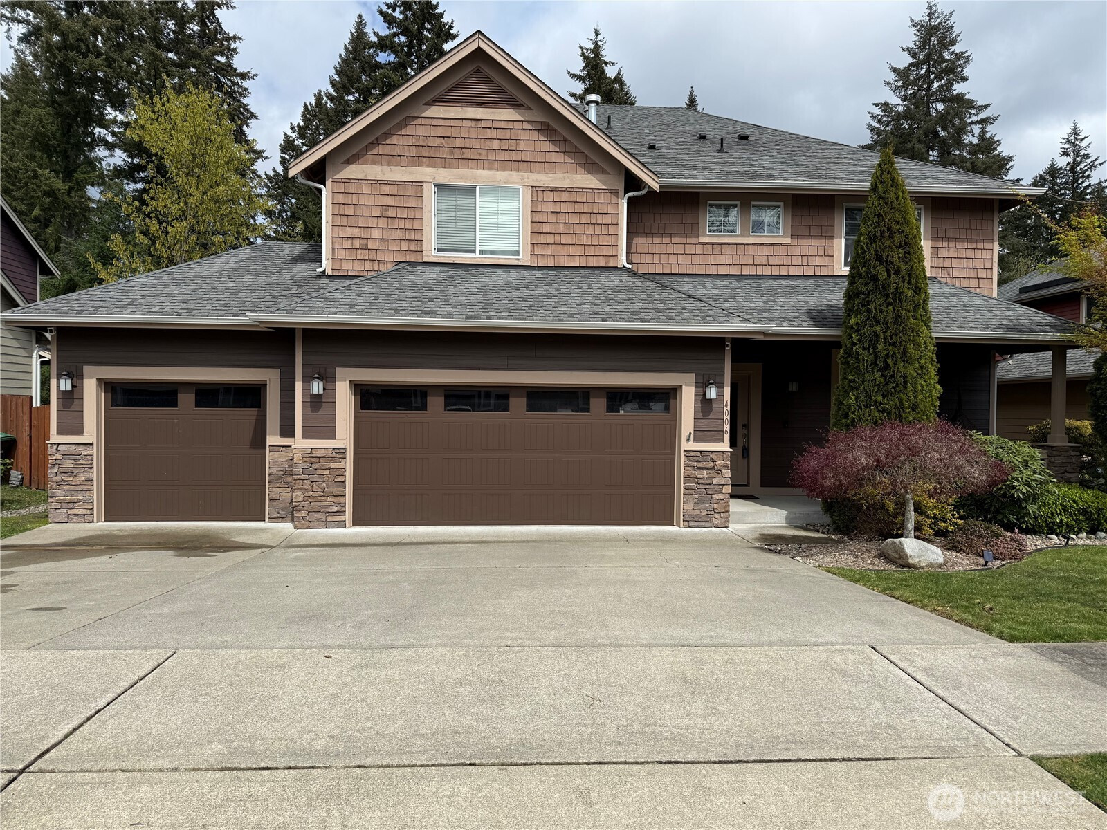 4006 20th Avenue NE, Olympia, WA 98506