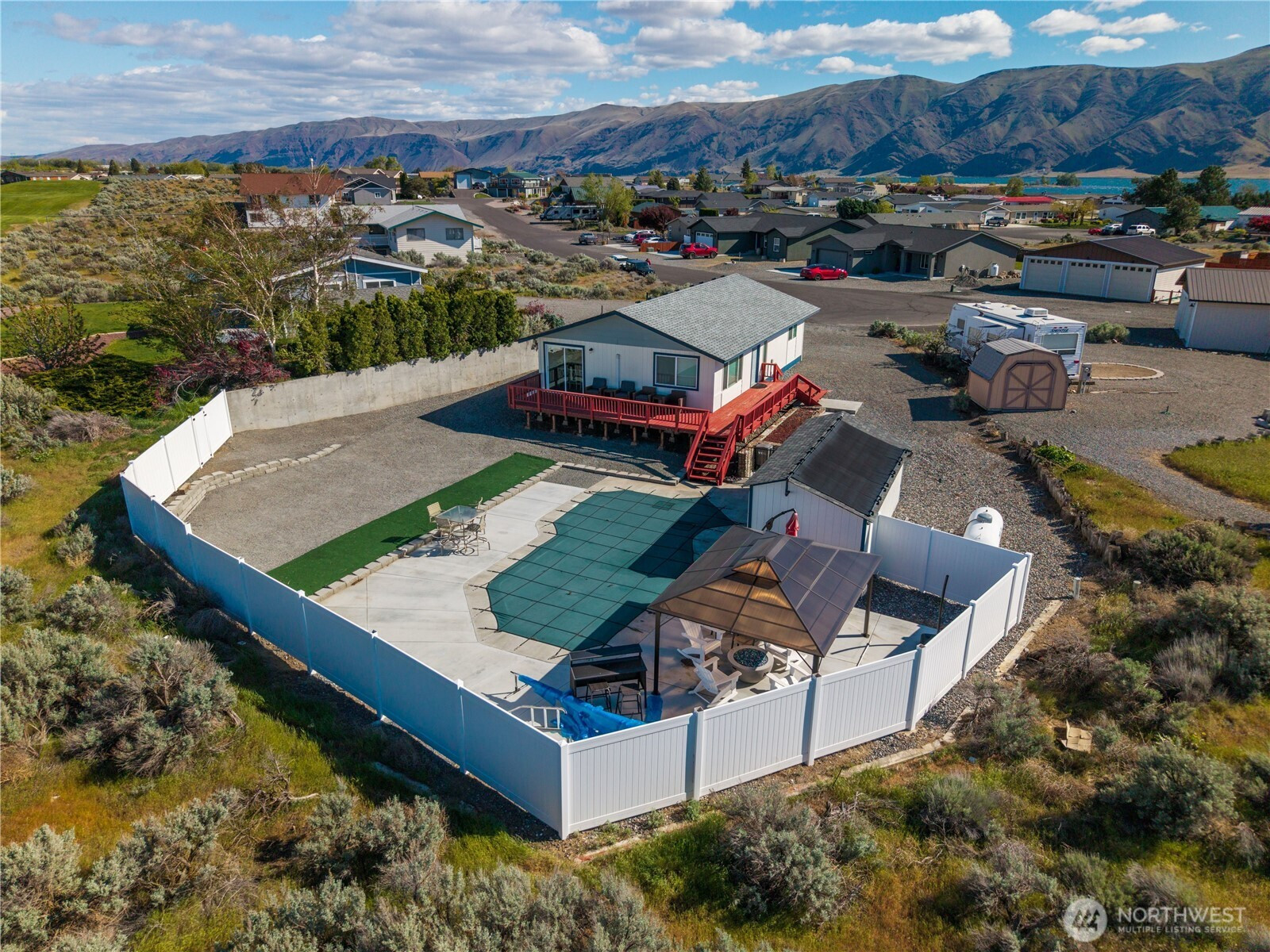 401 Summer Place SW, Mattawa, WA 99349