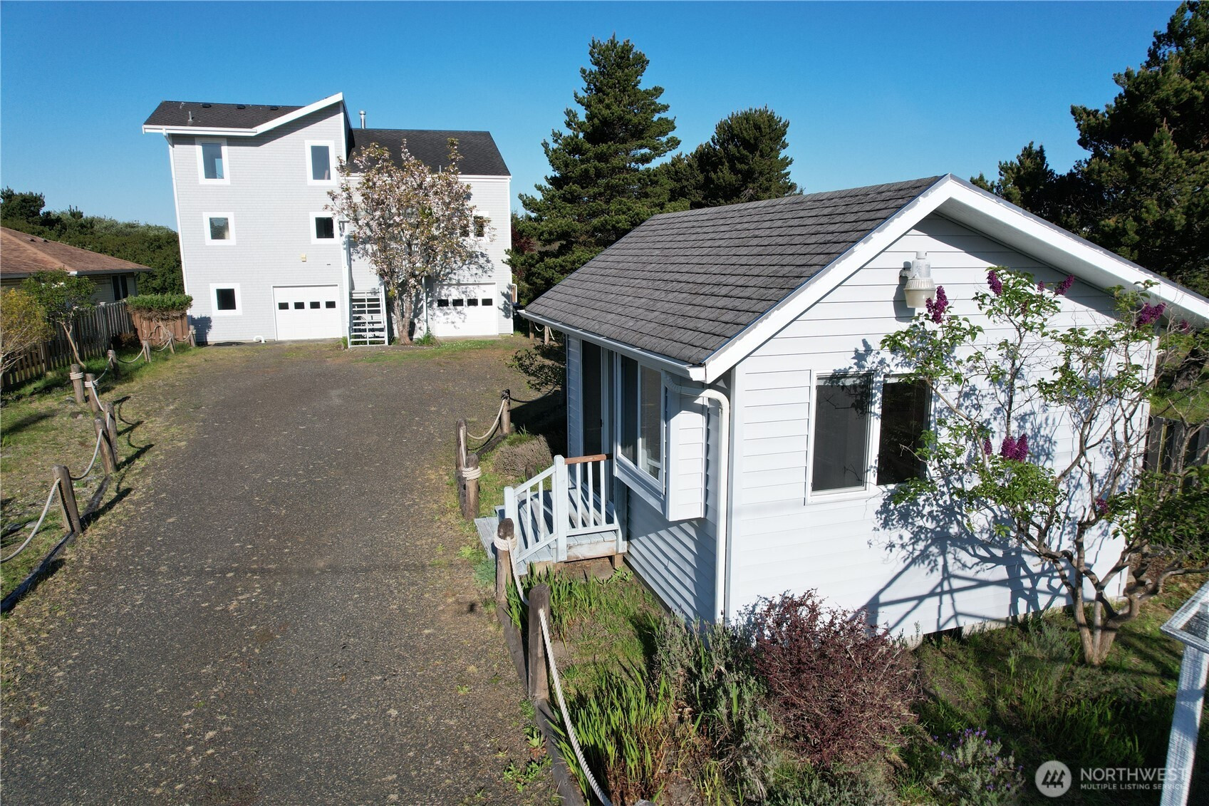 271 Sand Dune Avenue NW, Ocean Shores, WA 98569