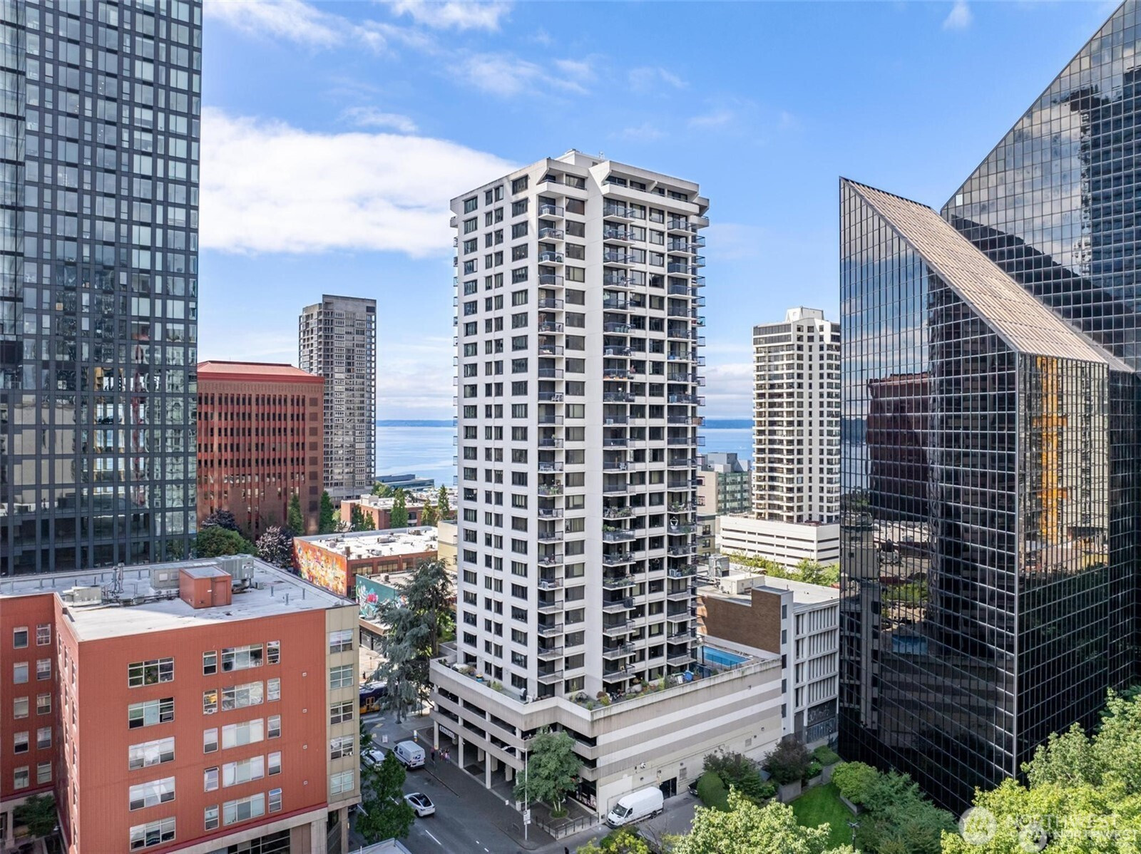 2100 3rd Avenue, Seattle, WA 98121