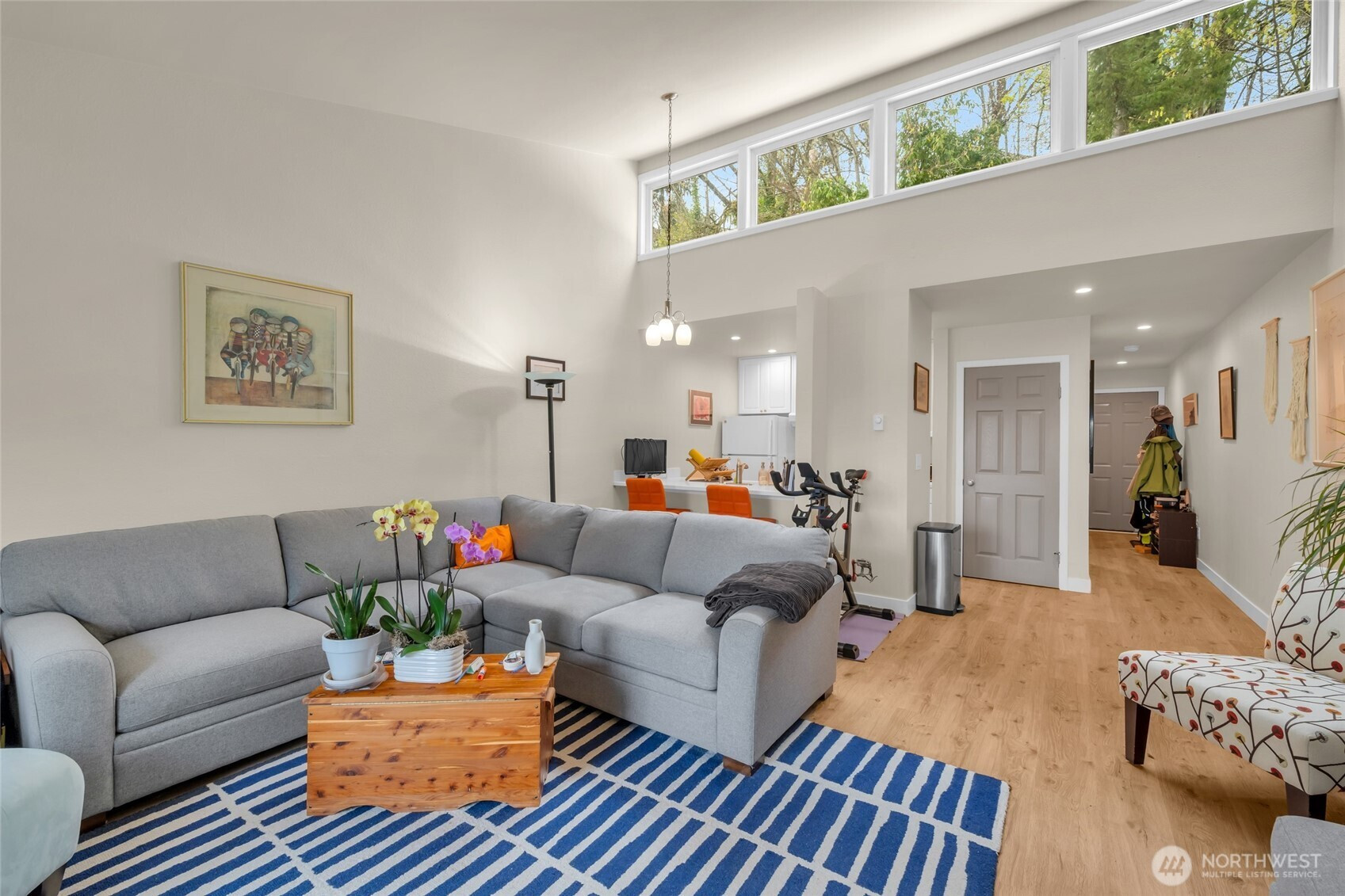 2933 76th Avenue SE, Mercer Island, WA 98040