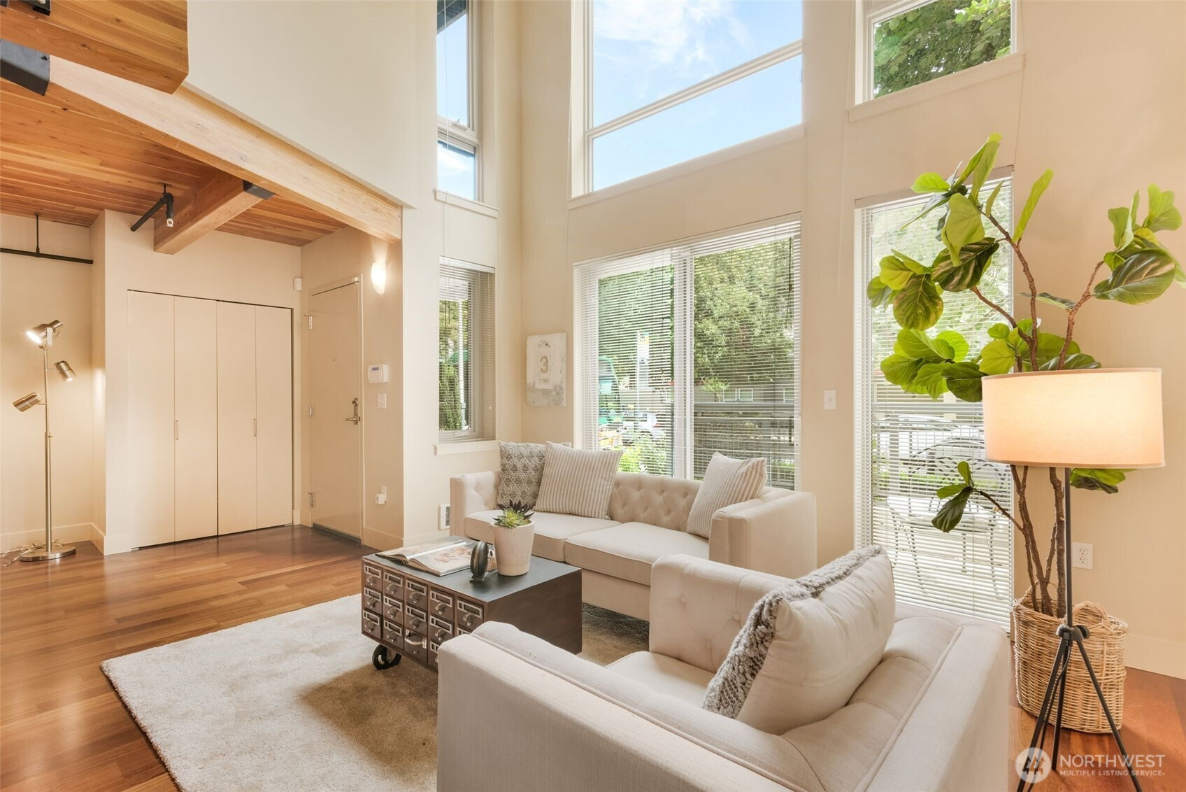 530 Broadway E, Seattle, WA 98102