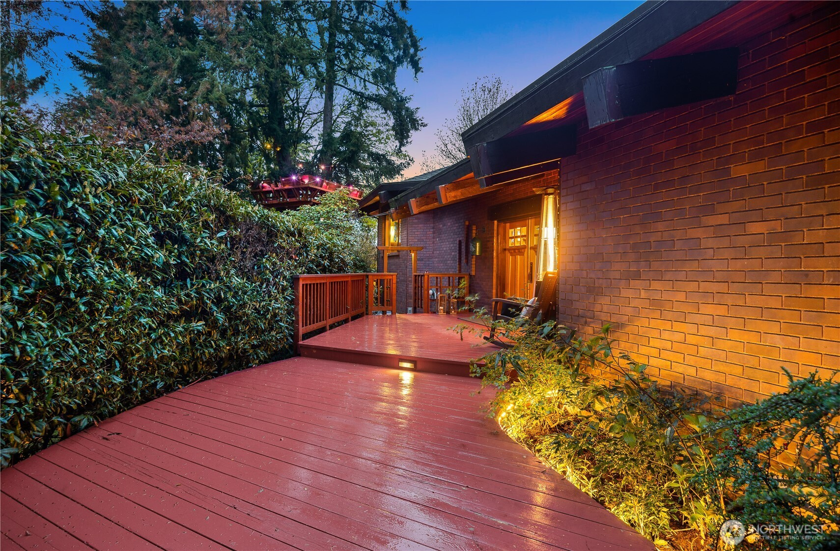 4775 NE 203rd Street, Lake Forest Park, WA 98155