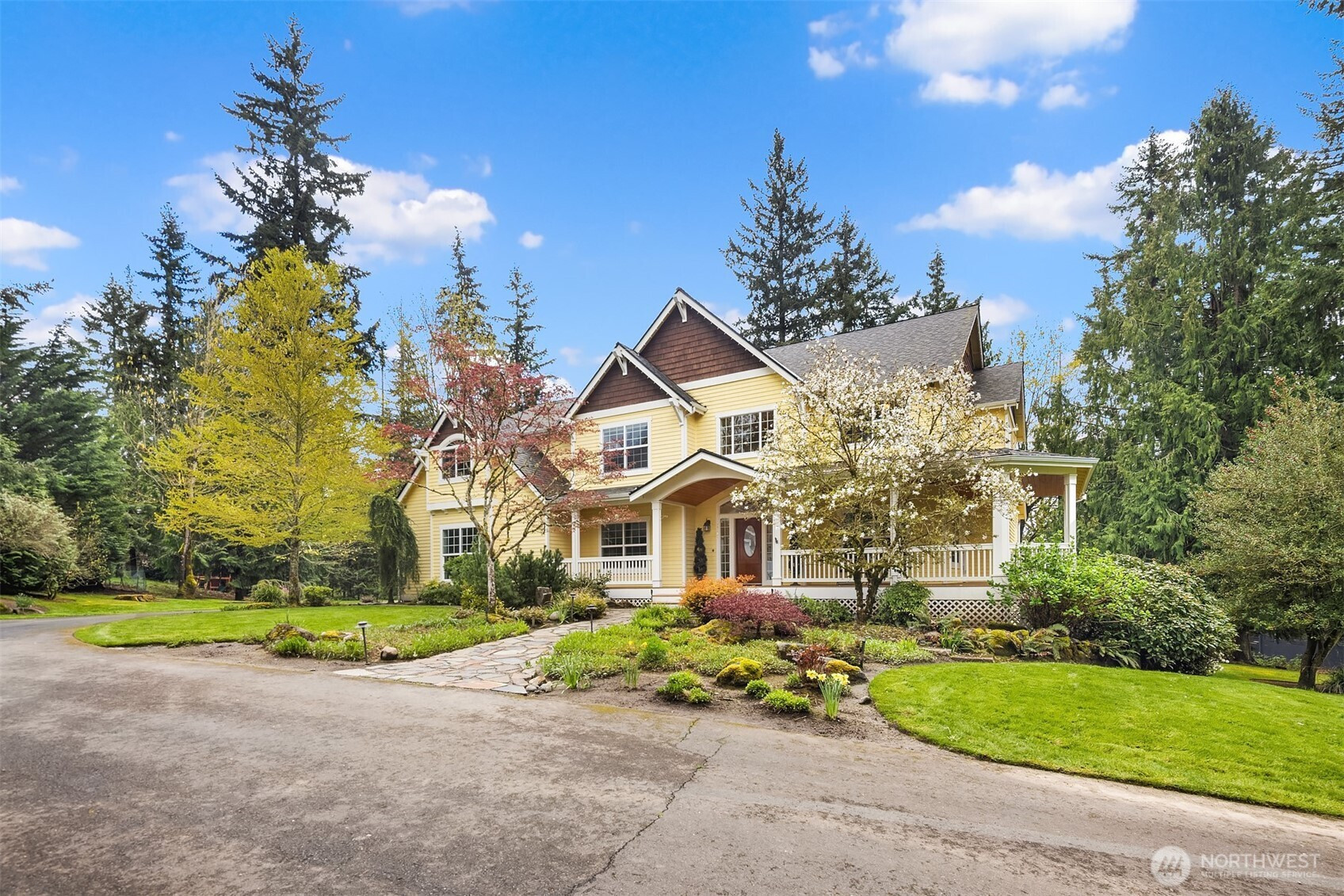 22017 SE 4th Street, Sammamish, WA 98074