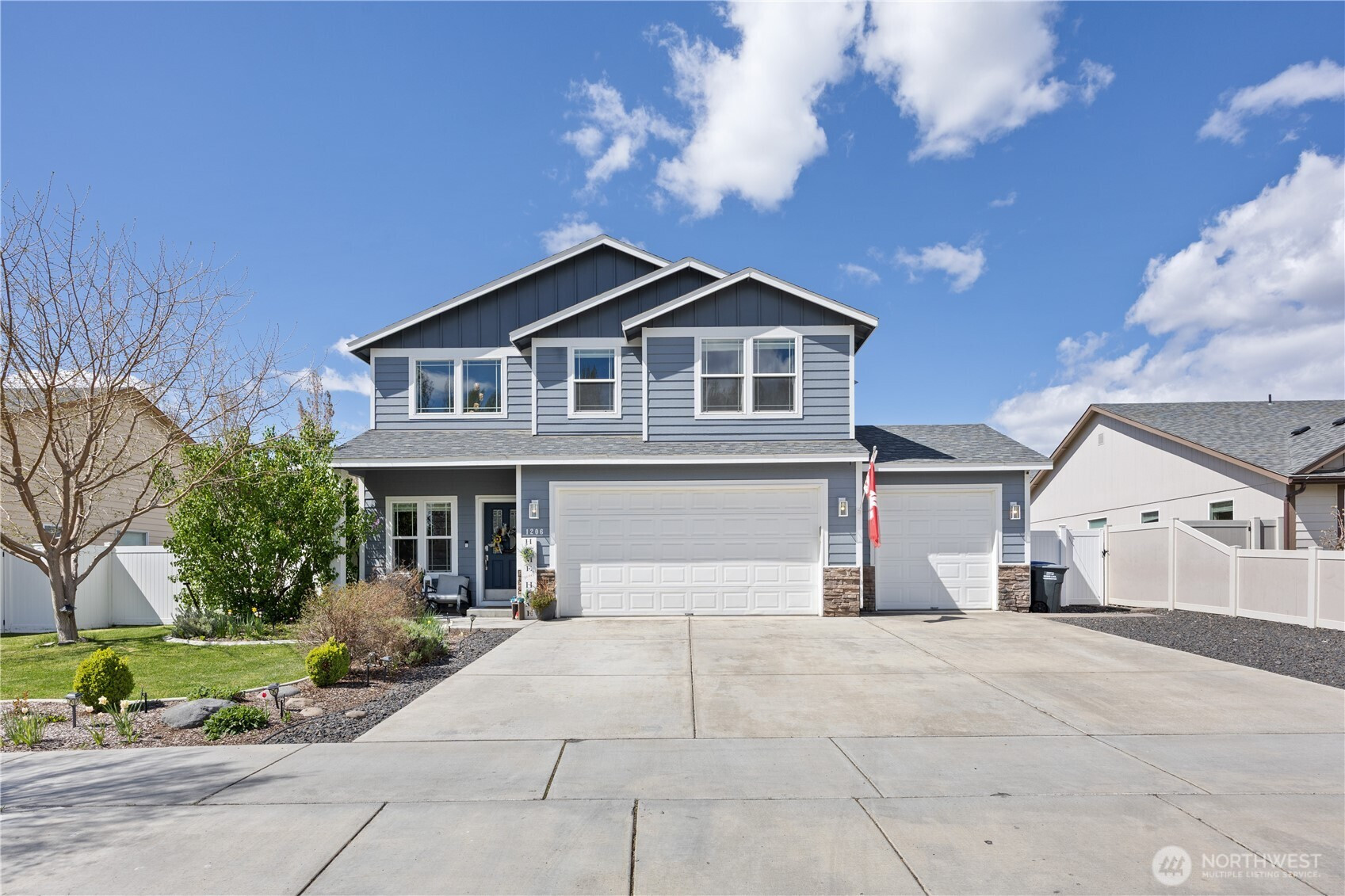 1206 NE Fairway Drive, Moses Lake, WA 98837