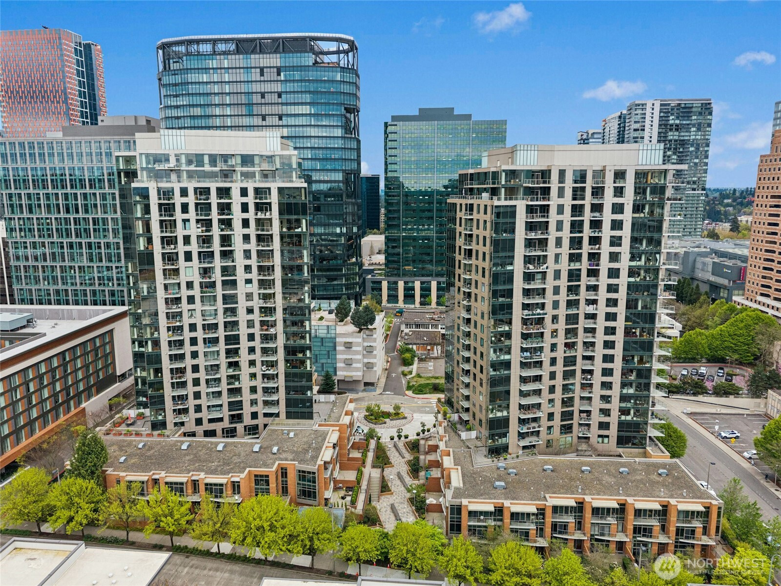 10650 NE 9th Place, Bellevue, WA 98004