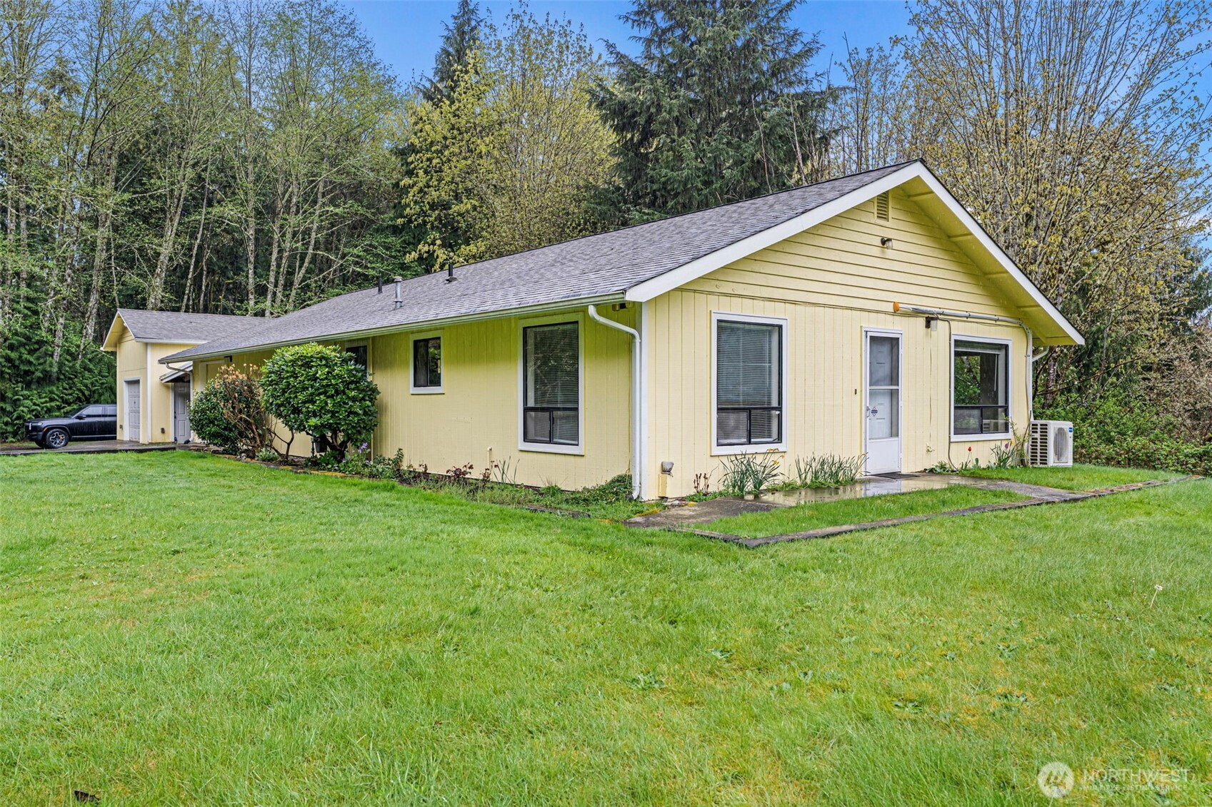 1376 Higher Ground Lane, Port Orchard, WA 98366