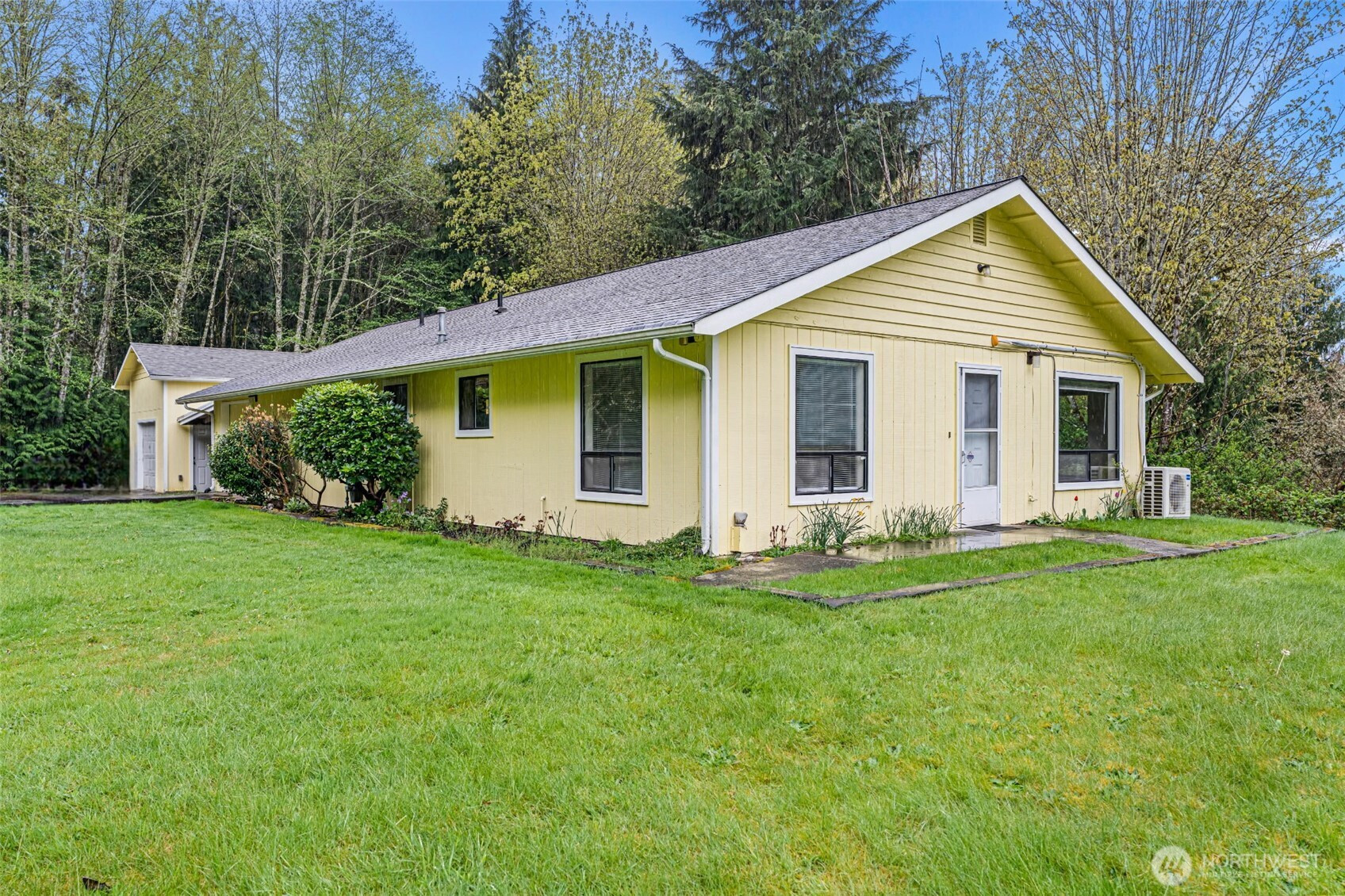 1376 Higher Ground Lane, Port Orchard, WA 98366