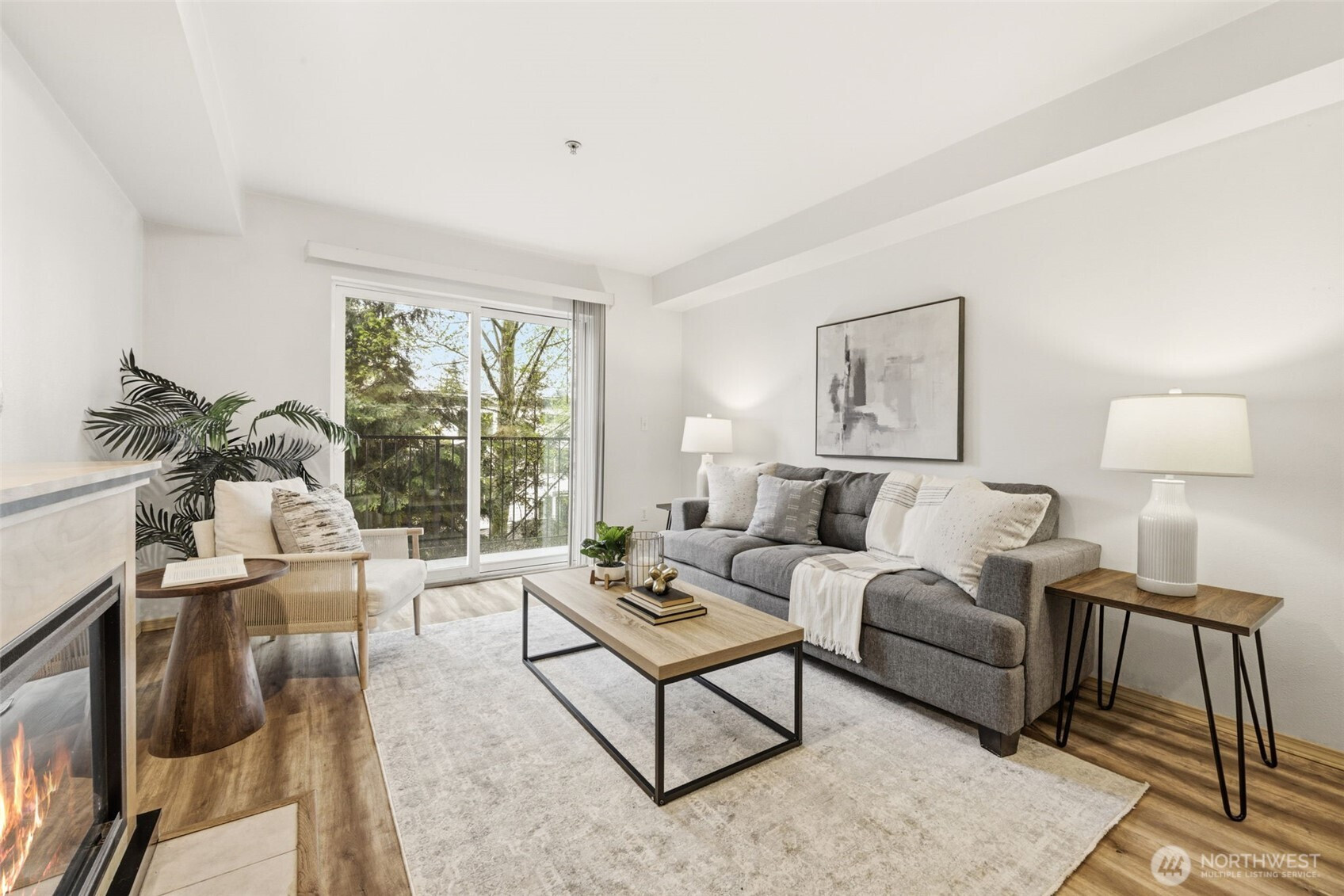 9057 Greenwood Avenue N, Seattle, WA 98103