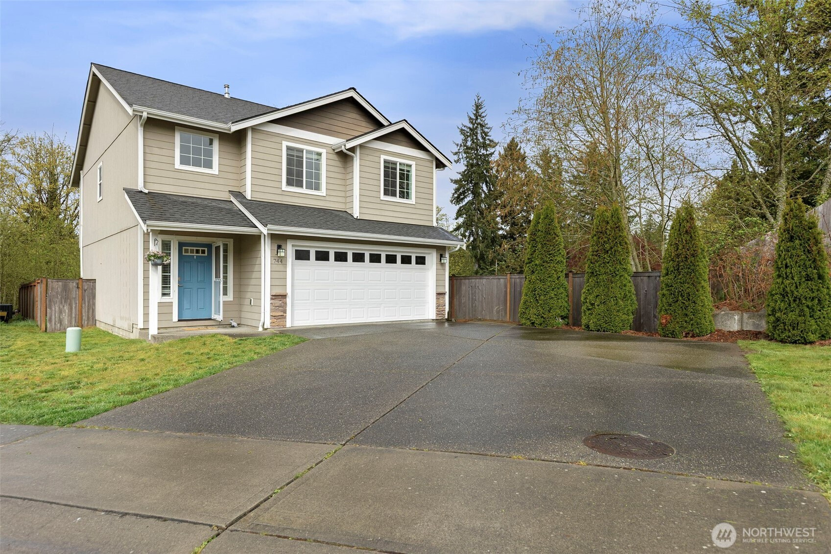 744 Courage Court, Port Orchard, WA 98366