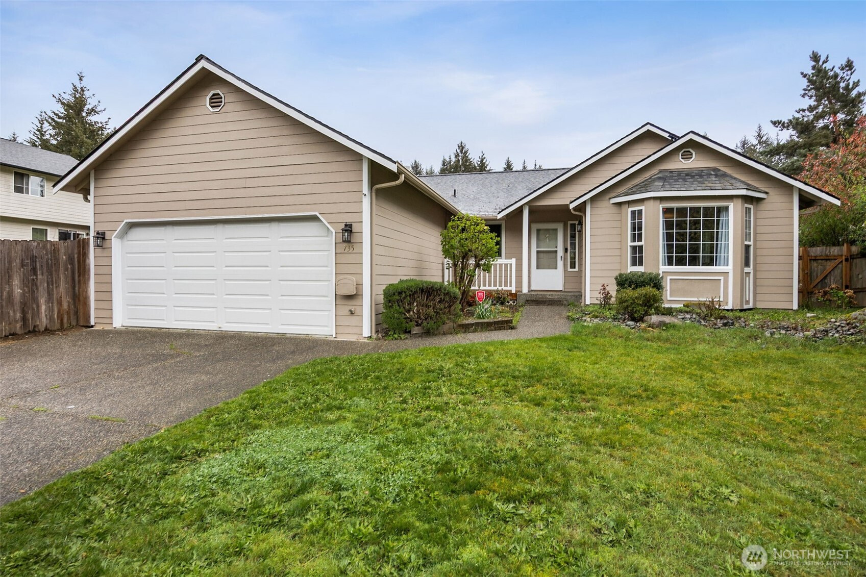 735 NE Marric Court, Bremerton, WA 98311