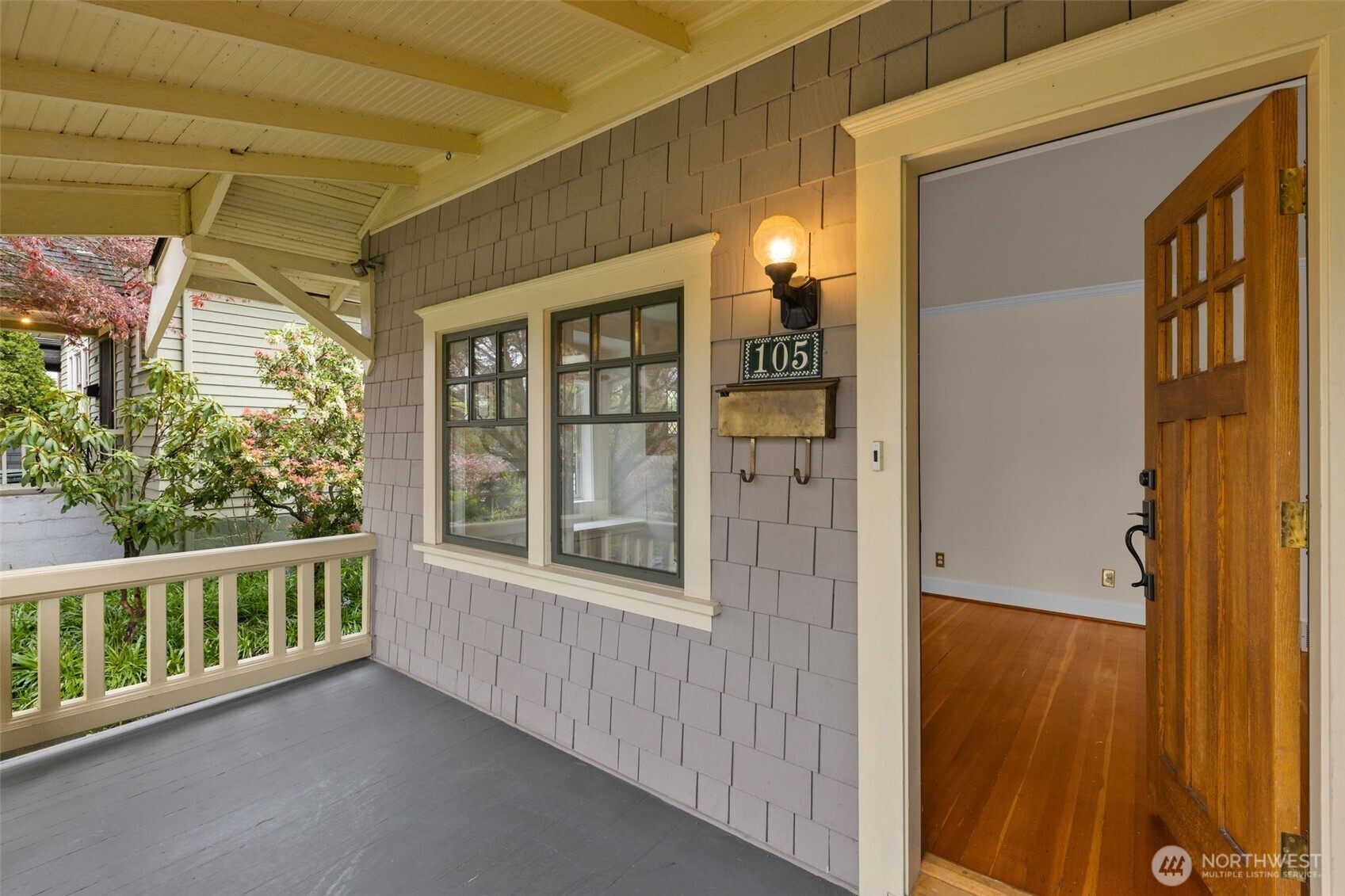 105 N 84th Street, Seattle, WA 98103