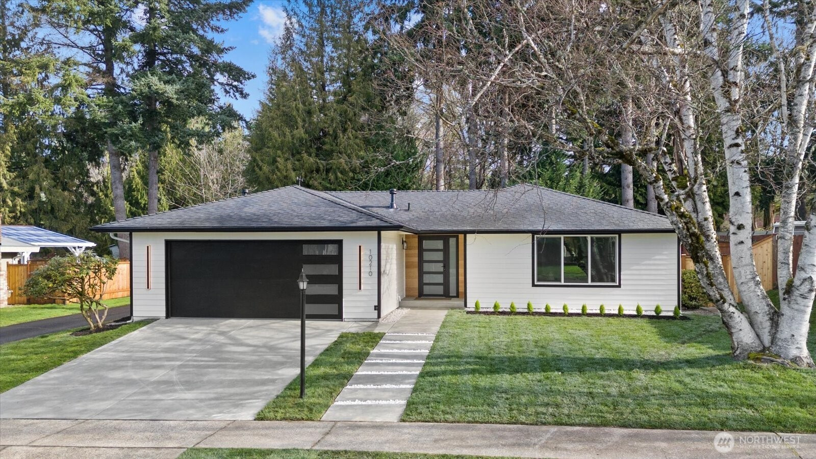 10210 163rd Avenue NE, Redmond, WA 98052