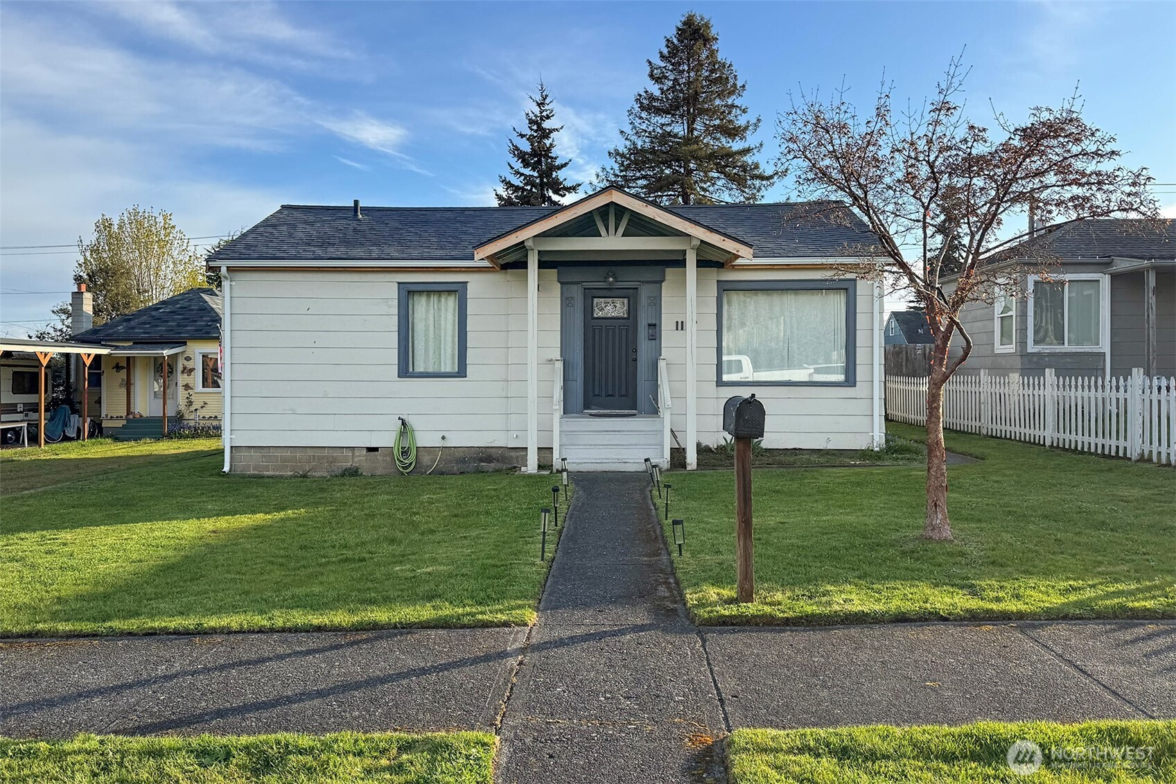 1117 E 4th Street, Port Angeles, WA 98362