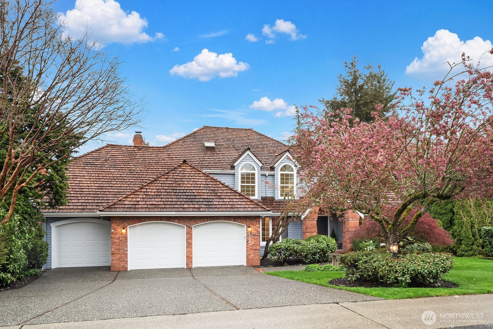 4708 227th Place SE, Sammamish, WA 98075