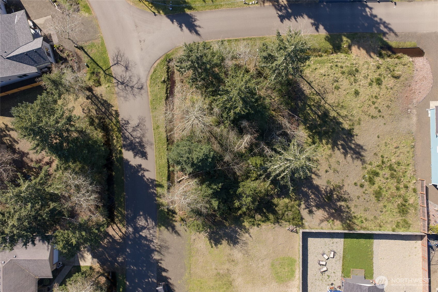 298 Glacier Court SE, Ocean Shores, WA 98569