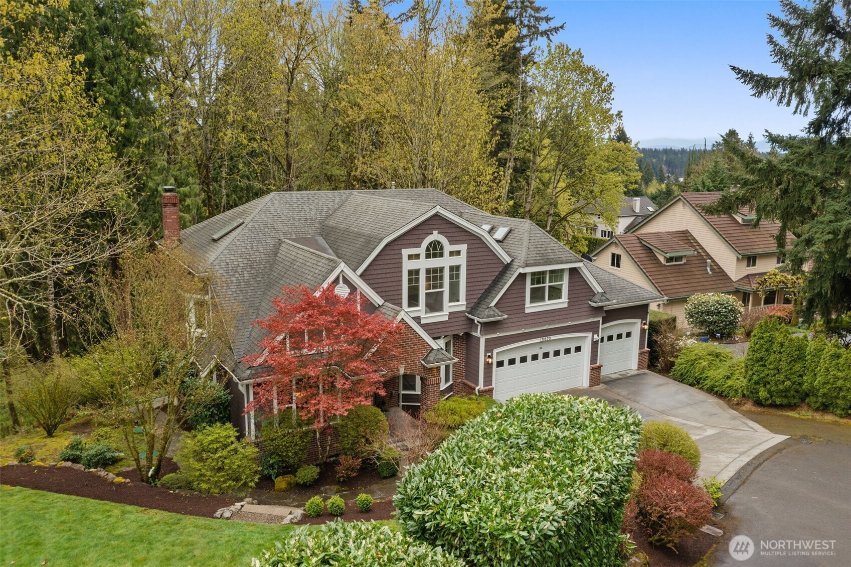 15820 104th Avenue NE, Bothell, WA 98011