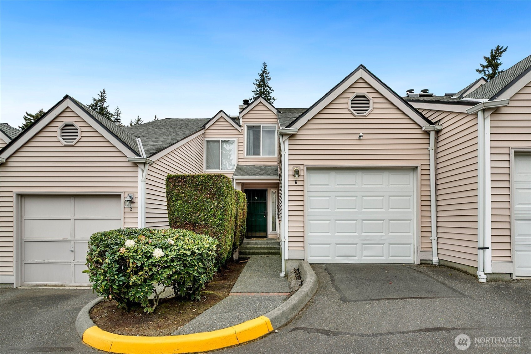 1825 S 330th Street, Federal Way, WA 98003
