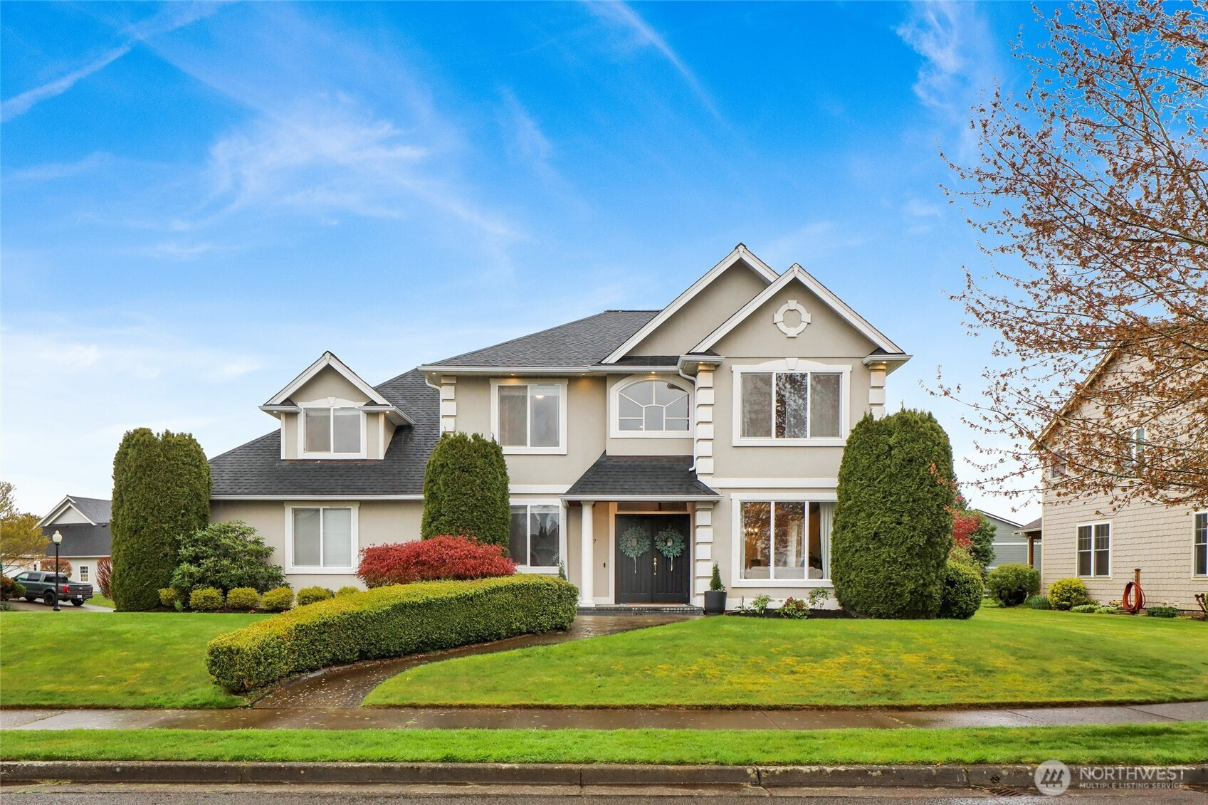 737 Sunrise Drive, Lynden, WA 98264