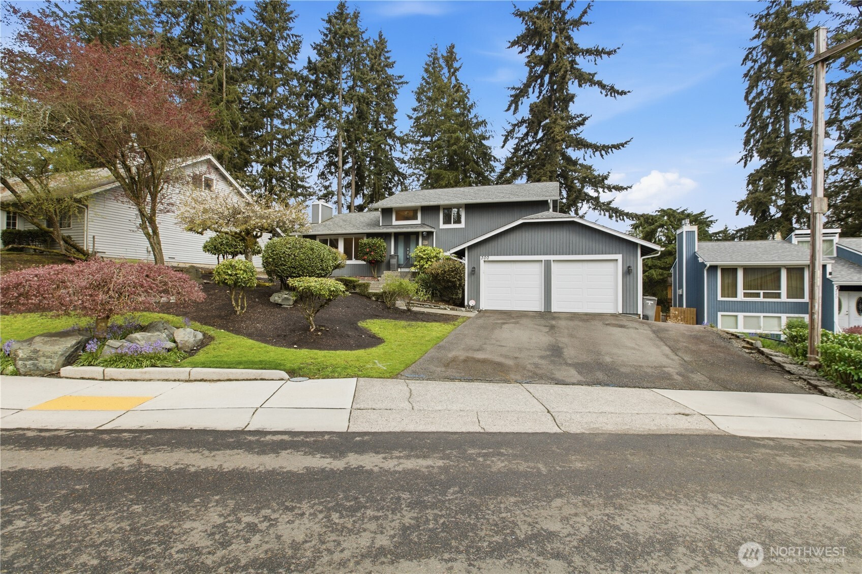 300 SW 322nd Street, Federal Way, WA 98023