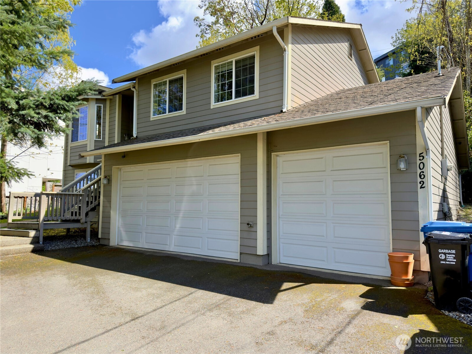 5062 23rd Avenue SW, Seattle, WA 98106